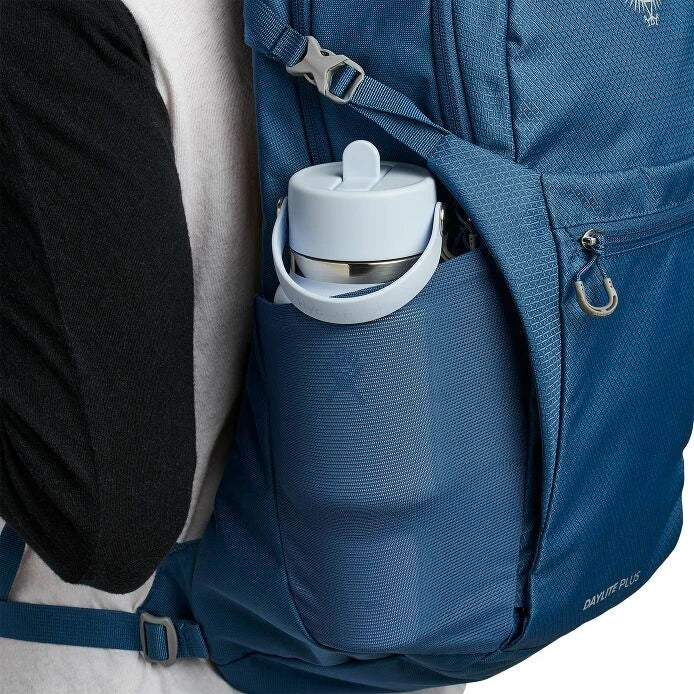 24 oz Travel Bottle with Flex Straw Cap - US 7466