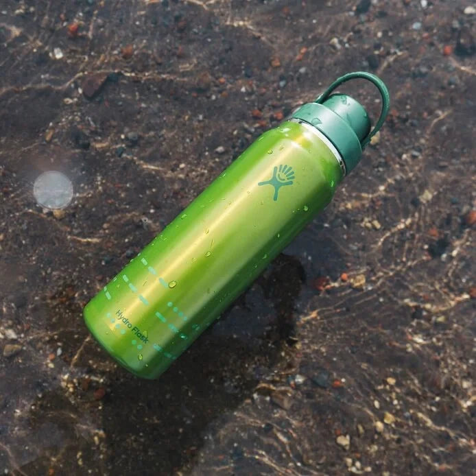 32 oz Lightweight Chug Cap Bottle - US 8088
