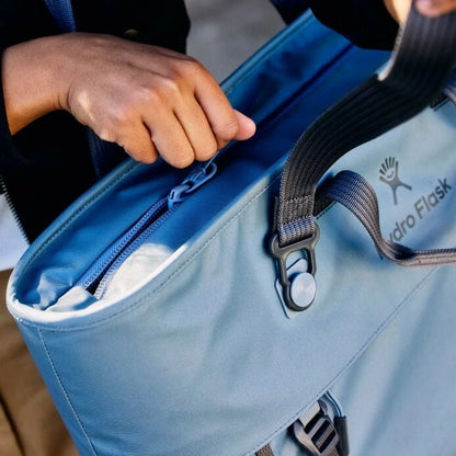 Carryout™ Soft Cooler Tote 30 L - US 4503